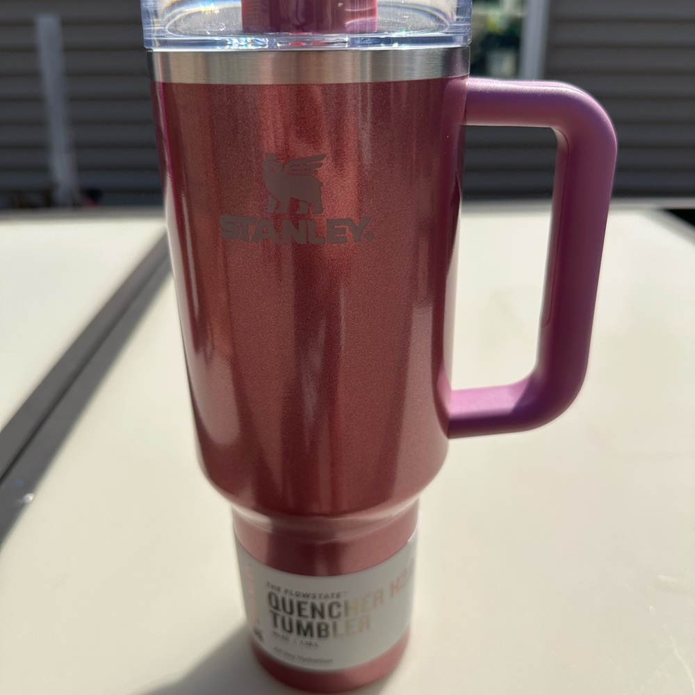 Stanley Pink Quencher H2.0 Tumbler